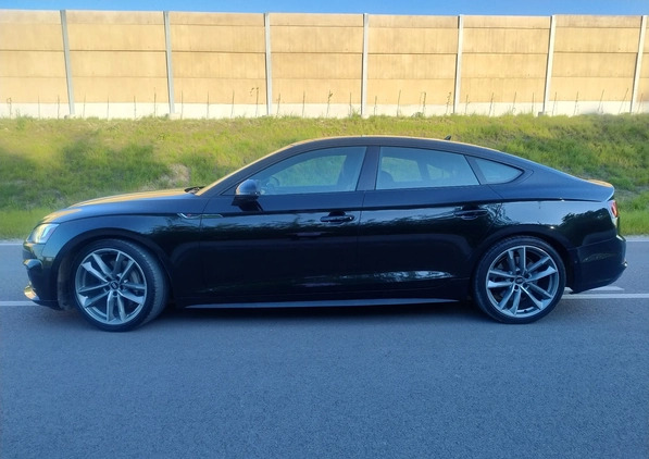 Audi A5 cena 163000 przebieg: 49000, rok produkcji 2019 z Piaseczno małe 631